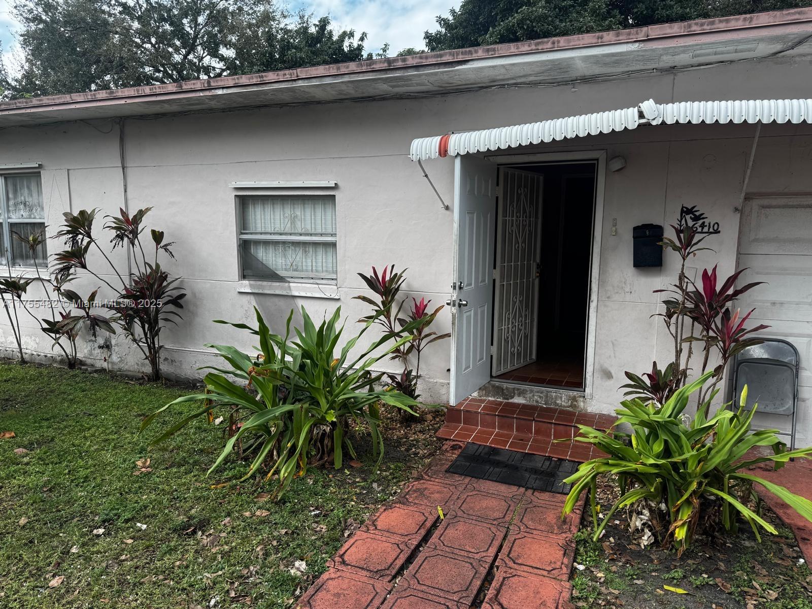 Discover the potential of this 4-bedroom, 2-bathroom home in the Miami. This property has been loved for years and holds great memories but now presents an incredible opportunity for investors or buyers looking to bring their vision to life. With some TLC and updates, this home can be transformed into a beautiful space tailored to your style.