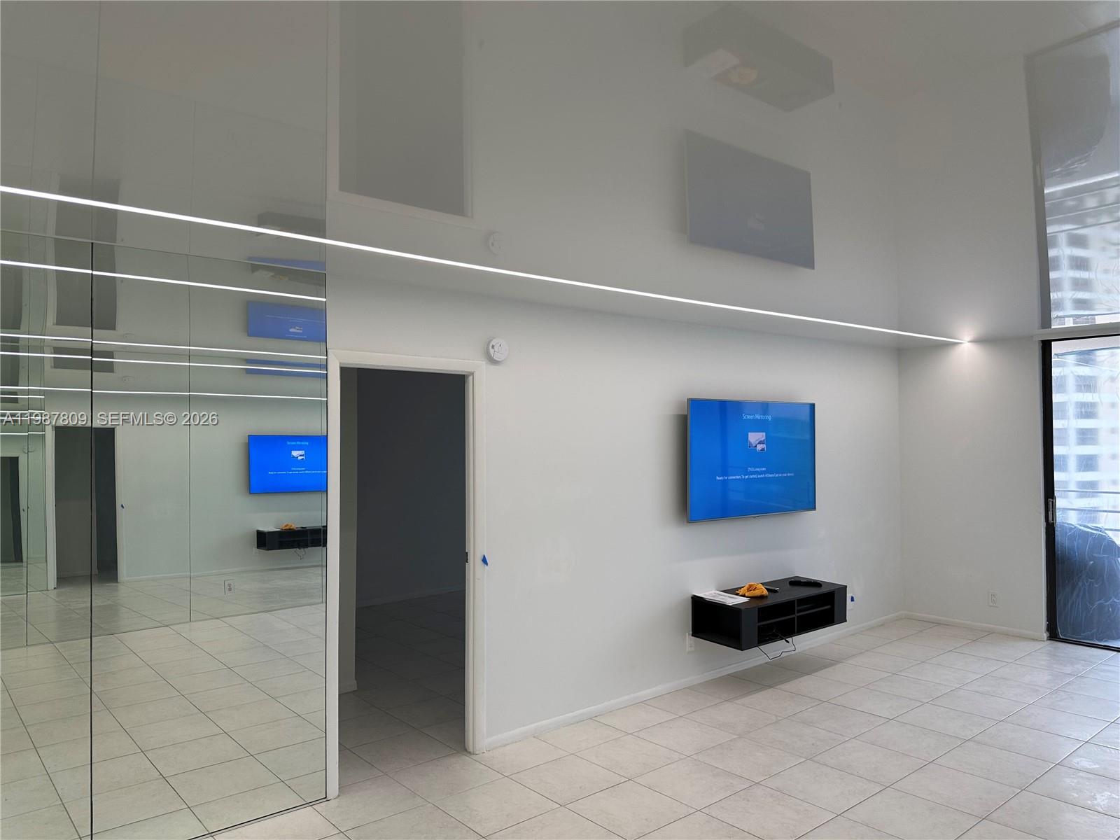 OLYMPUS CONDO PHASE - Residential