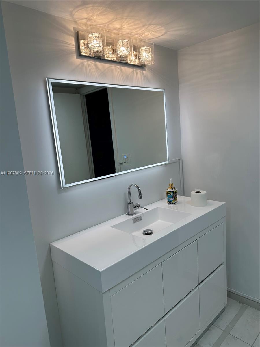 OLYMPUS CONDO PHASE - Residential