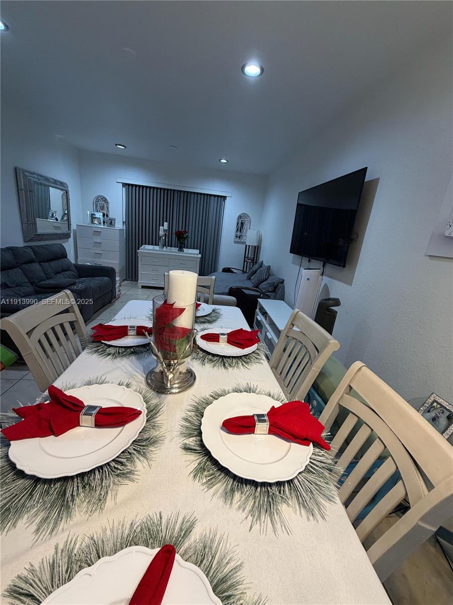 VILLAGE WALK CONDO - Residential