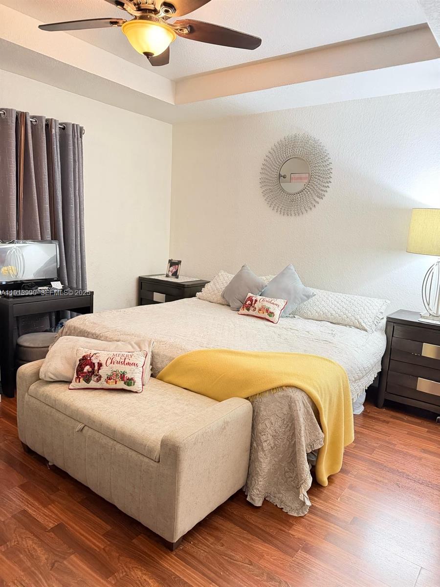 VILLAGE WALK CONDO - Residential