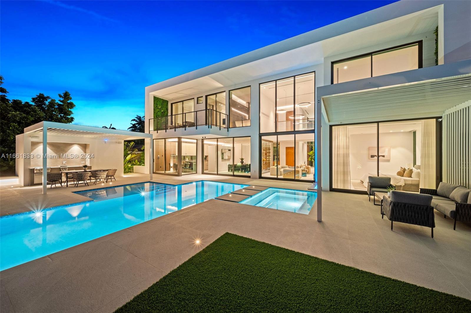 NORMANDY GOLF COURSE - Residential