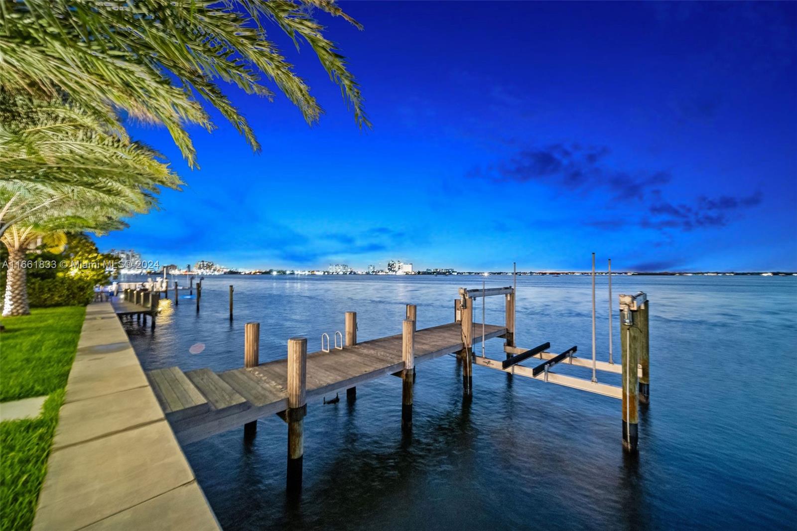 NORMANDY GOLF COURSE - Residential