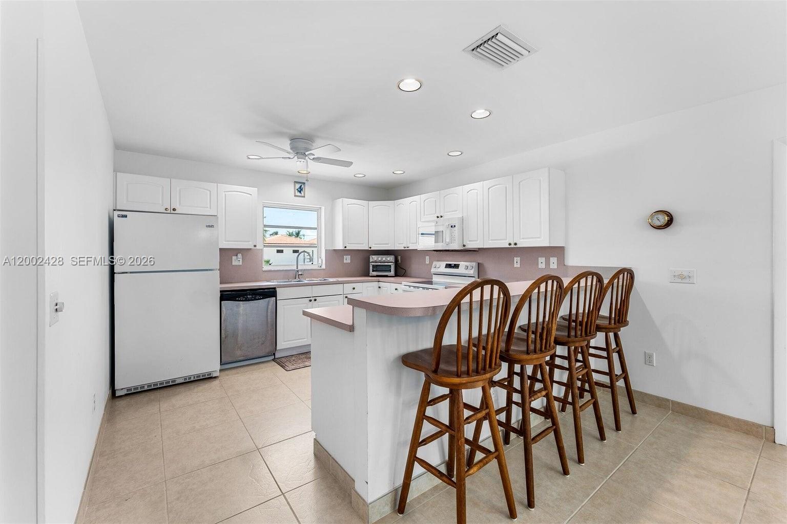 PLANTATION ISLAND - Residential