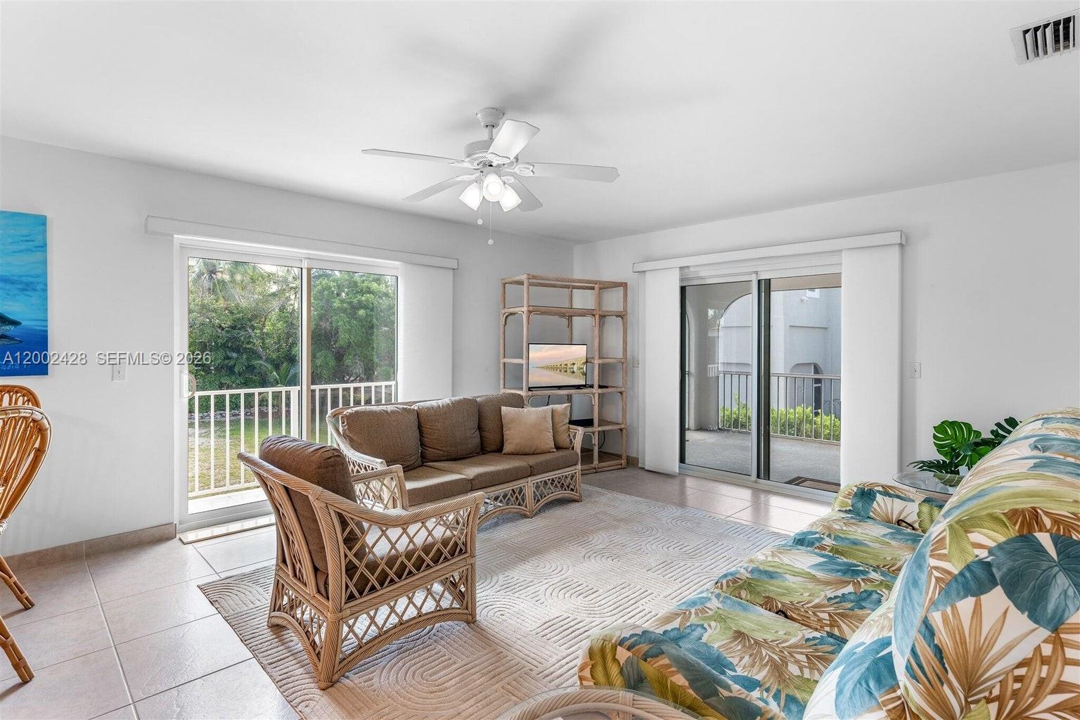 PLANTATION ISLAND - Residential