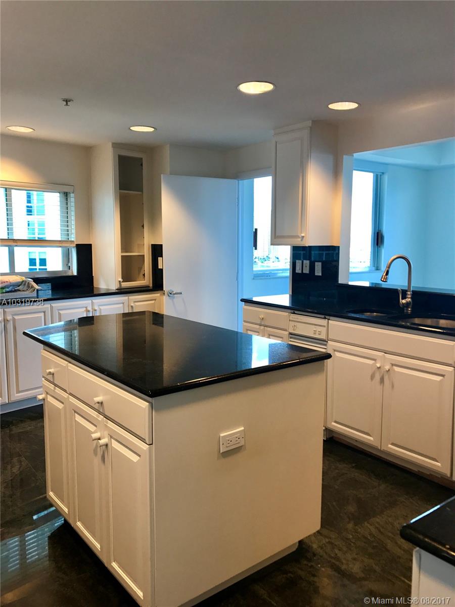 Commodore Bay - Residential Lease