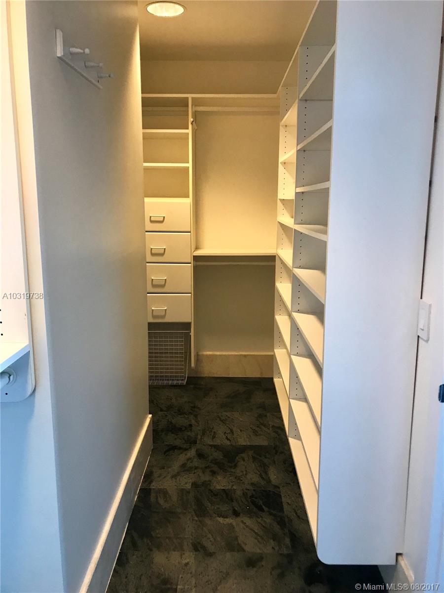 Commodore Bay - Residential Lease