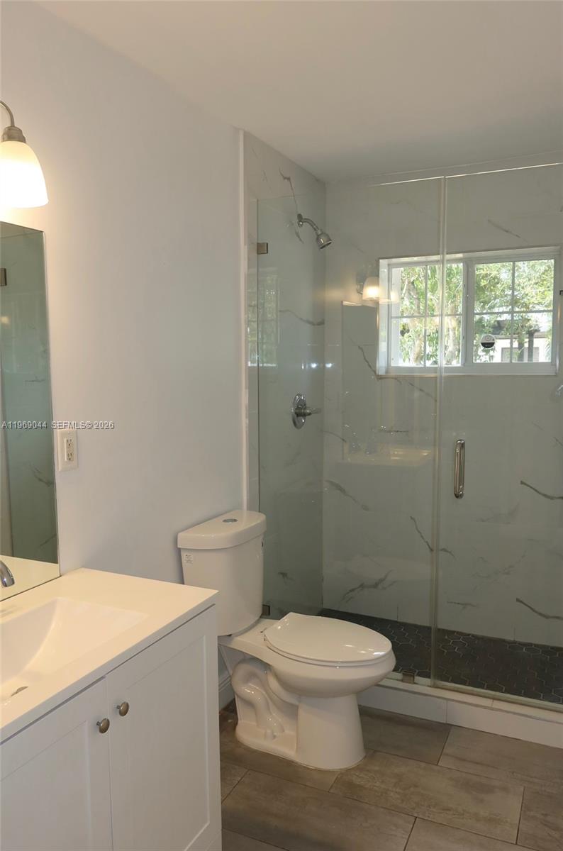 UNIVERSAL ESTATES SOUTH A - Residential Lease