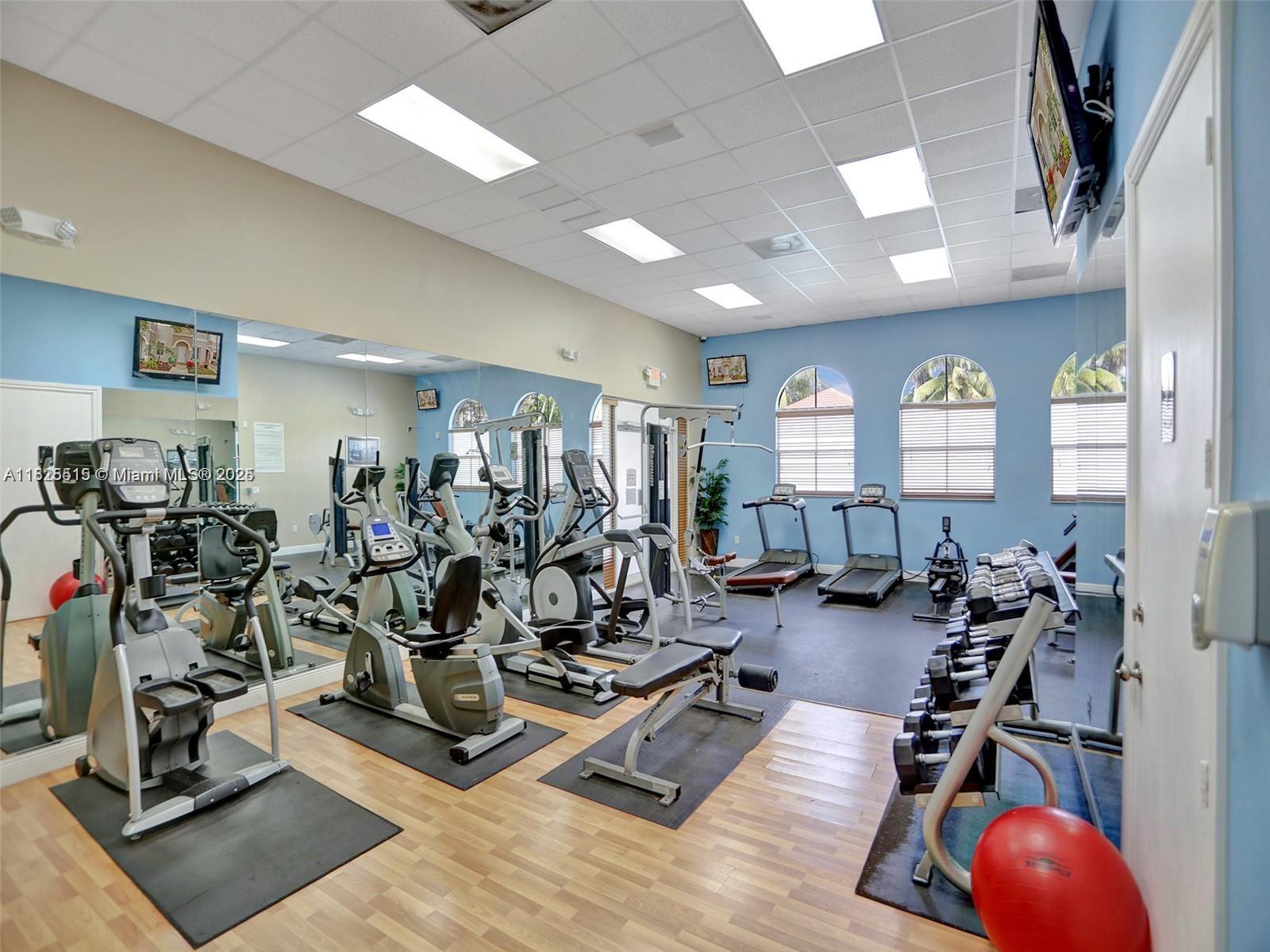 LAS TERRAZAS AT VIZCAYA C - Residential