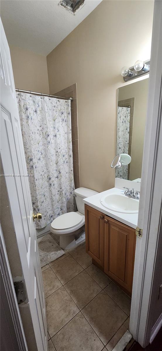 LAS TERRAZAS AT VIZCAYA C - Residential