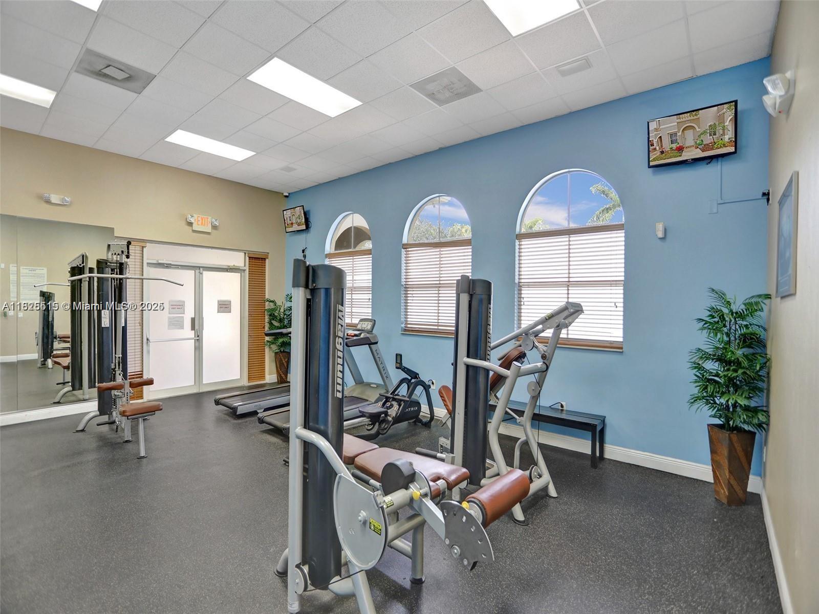 LAS TERRAZAS AT VIZCAYA C - Residential