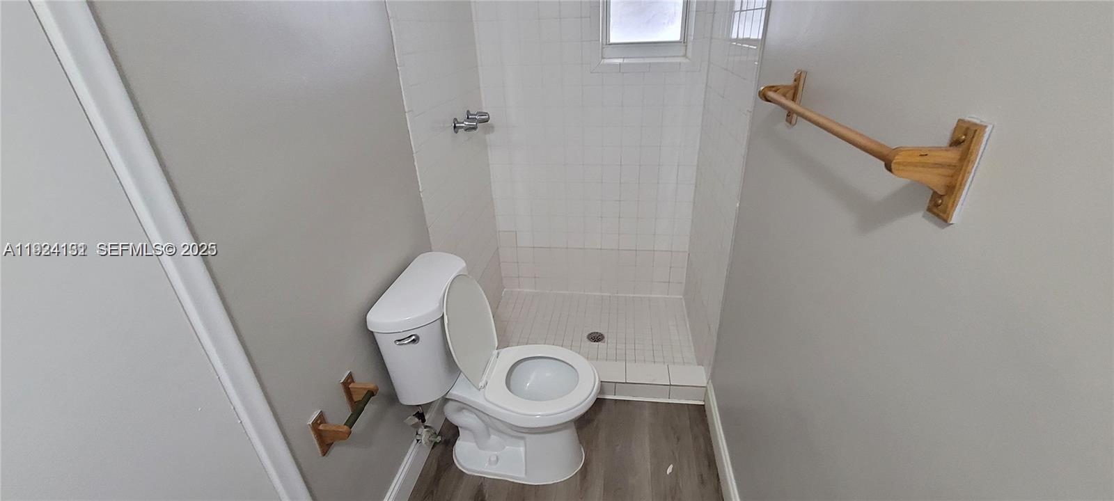 SUNRISE GOLF VILLAGE - Residential