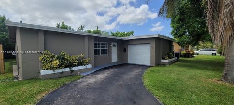 7160 NW 25 CT Sunrise FL 33313