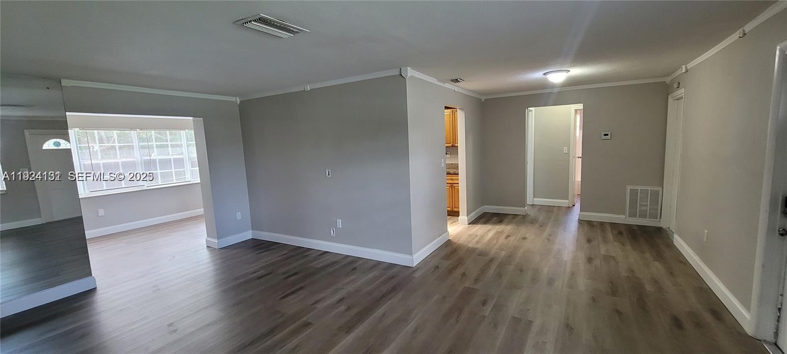 SUNRISE GOLF VILLAGE - Residential