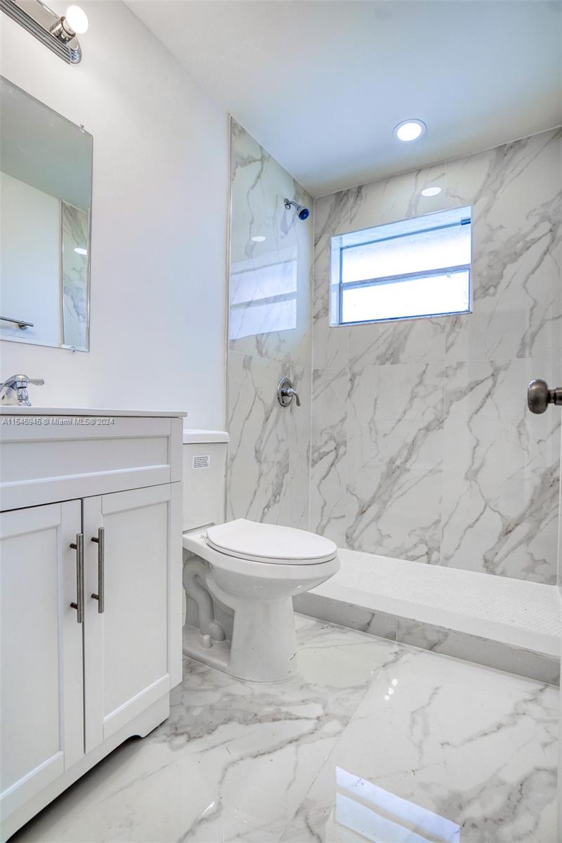 ARCH CREEK ESTS - Residential Lease