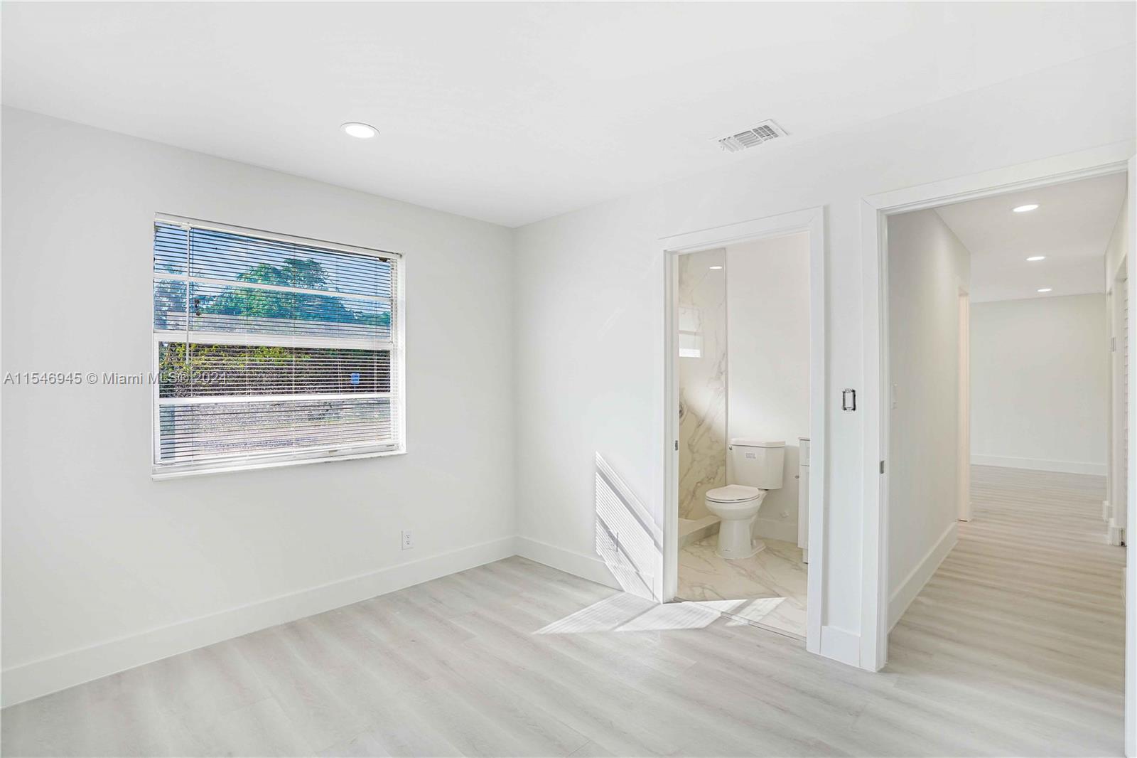 ARCH CREEK ESTS - Residential Lease