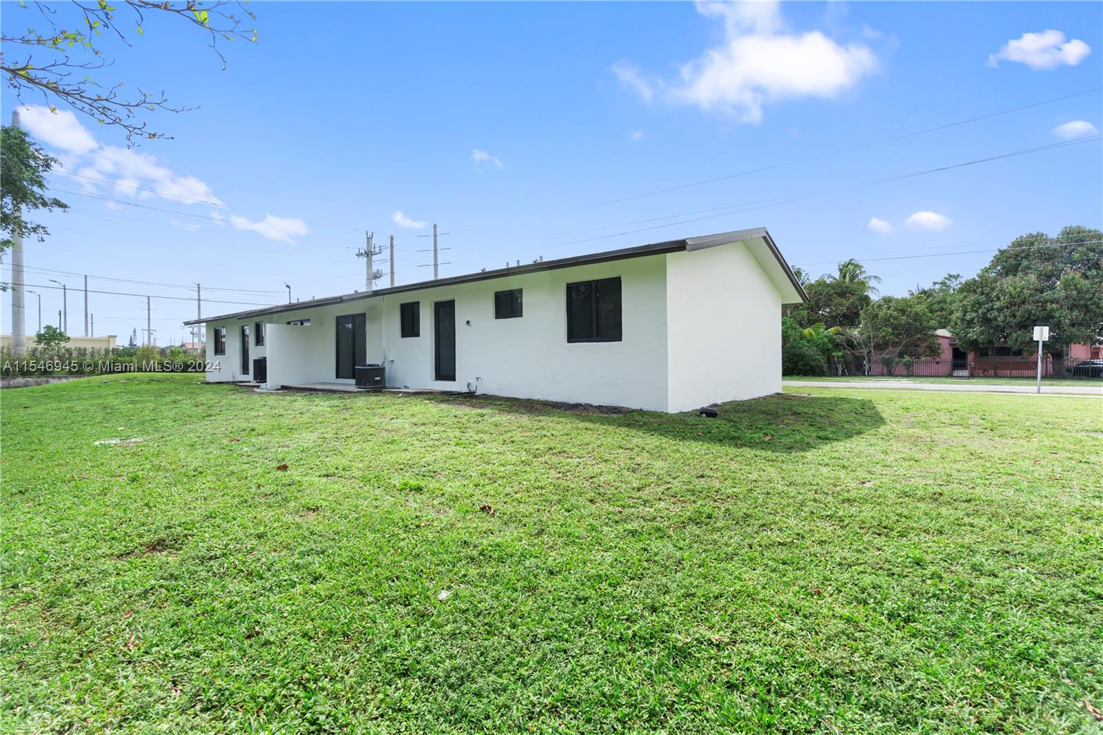 ARCH CREEK ESTS - Residential Lease