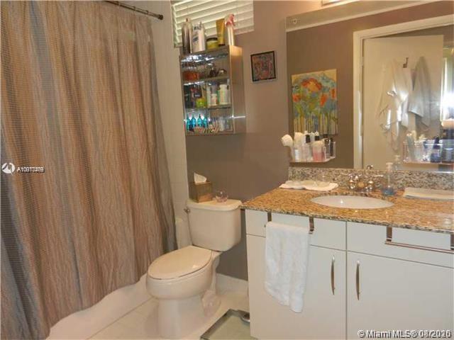 DOWNTOWN DADELAND CONDO N - Residential Lease