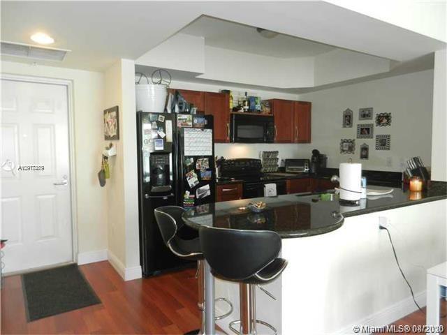 DOWNTOWN DADELAND CONDO N - Residential Lease