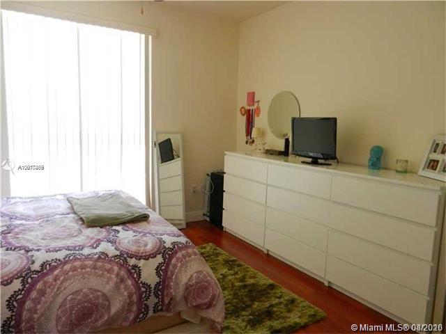 DOWNTOWN DADELAND CONDO N - Residential Lease