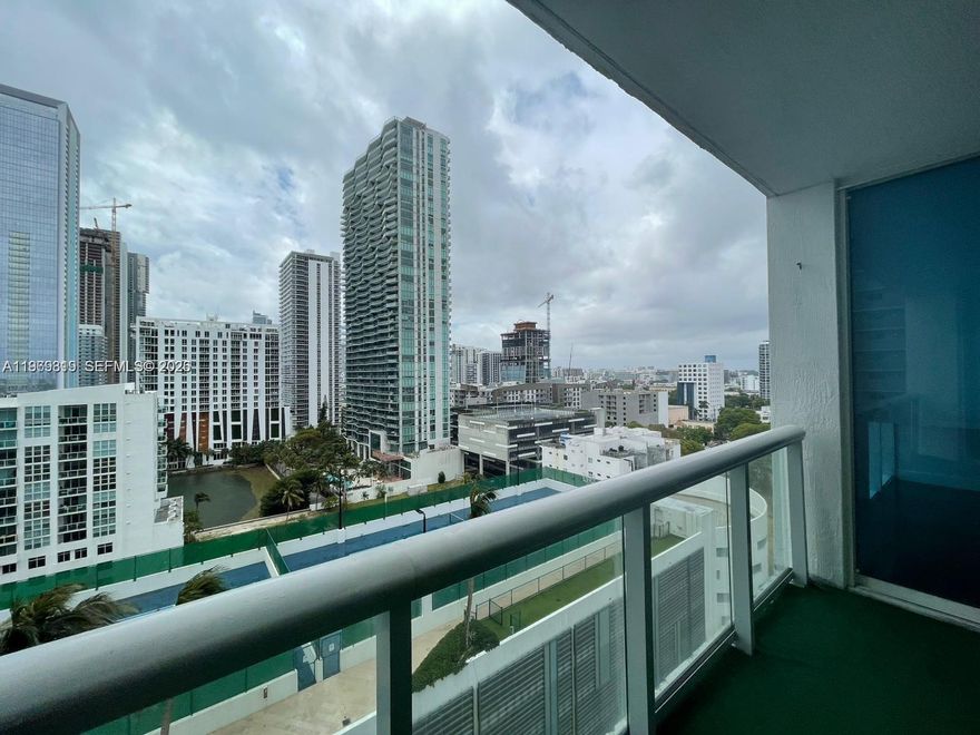 Stylish Condo with Beautiful Bay & Skyline Views! Enjoy views of Biscayne Bay & the Miami skyline from this magnificent 2-bed, 2-bath condo at the exclusive Platinum Condo! This unit features laminated floors, Italian-designed cabinets, stainless steel appliances, granite countertops, and an in-unit washer & dryer for ultimate convenience. Resort-style amenities include a lap pool on the 6th floor, state-of-the-art fitness center, sauna, heated pool, spa,BBQ area,concierge,and 24-hour security. Located in the heart of Edgewater, you're just minutes from Midtown, Wynwood, the Design District, Downtown, I-95, 836, and the Beaches. Walk to Publix, Starbucks, top restaurants, and vibrant nightlife! Experience luxury and convenience in one of Miami’s most desirable locations!