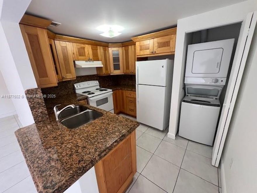 Spacious unit in convenient location near highways and shopping.