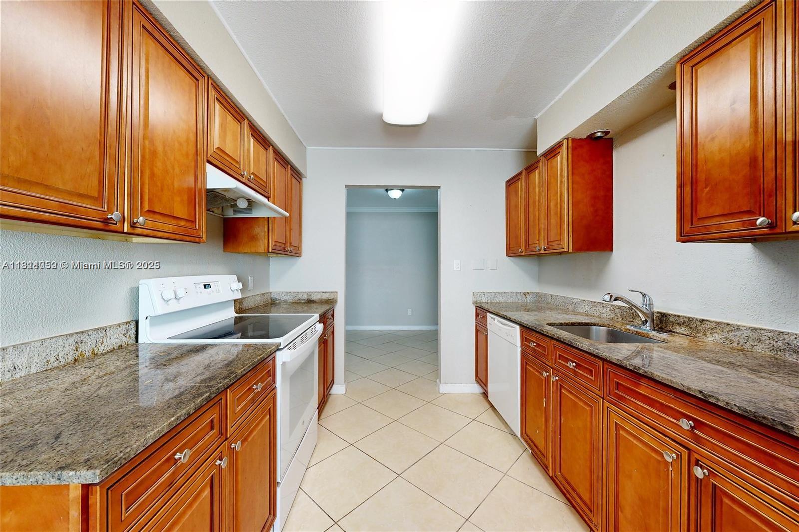 KIMBERLY VILLAGE SEC ONE - Residential Lease