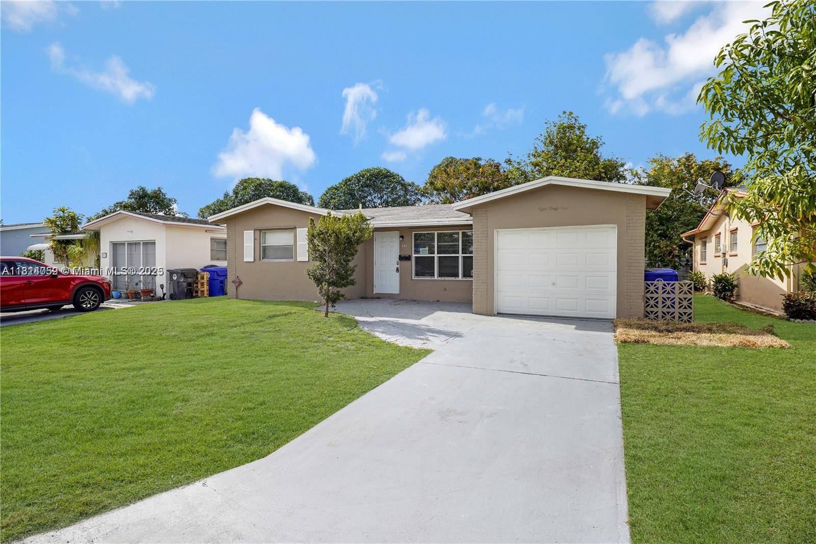 841 Sw 63rd Ave, North Lauderdale, Miami-Dade County, Florida - 3 Bedrooms  
2 Bathrooms - 