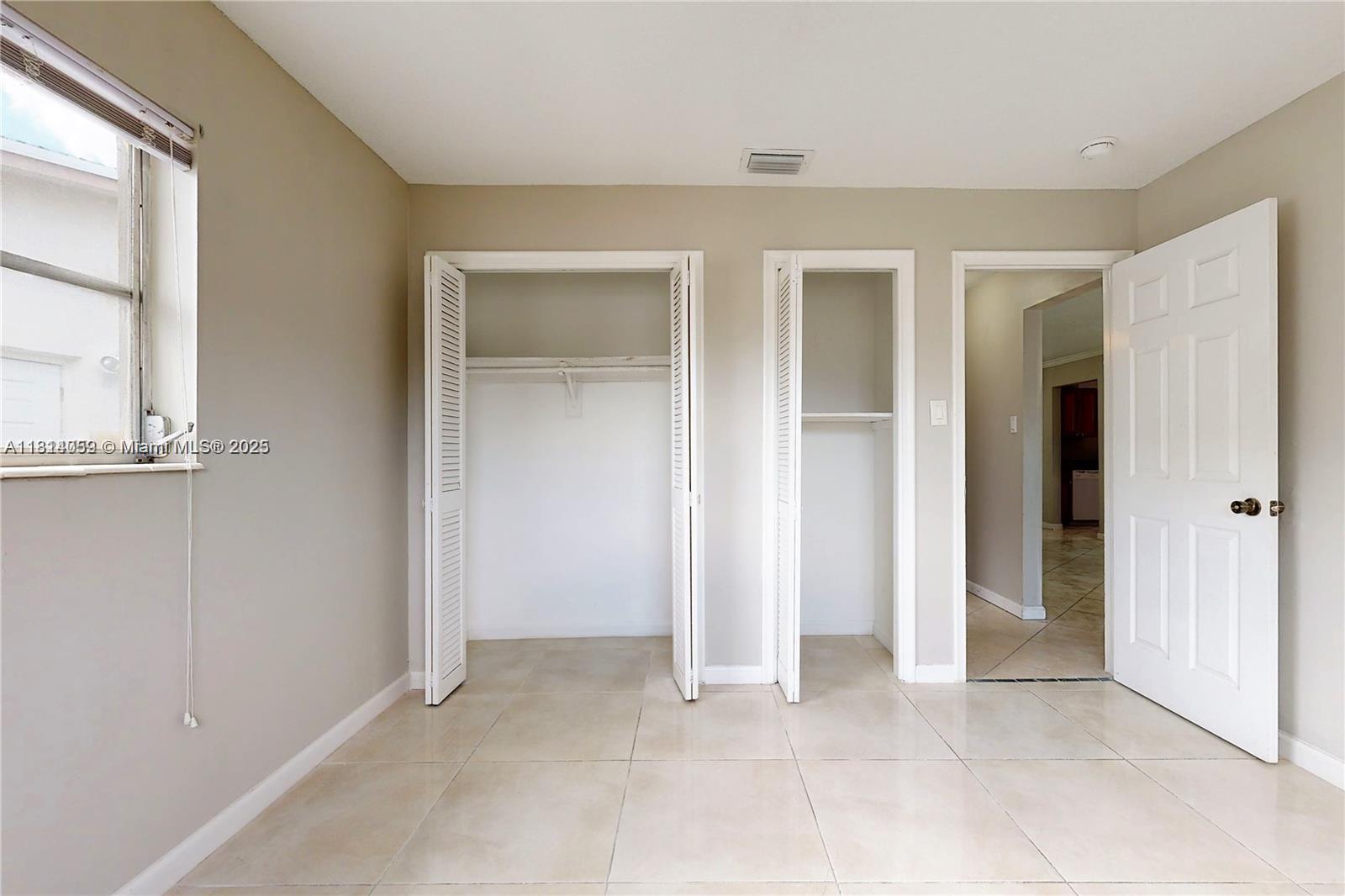 KIMBERLY VILLAGE SEC ONE - Residential Lease