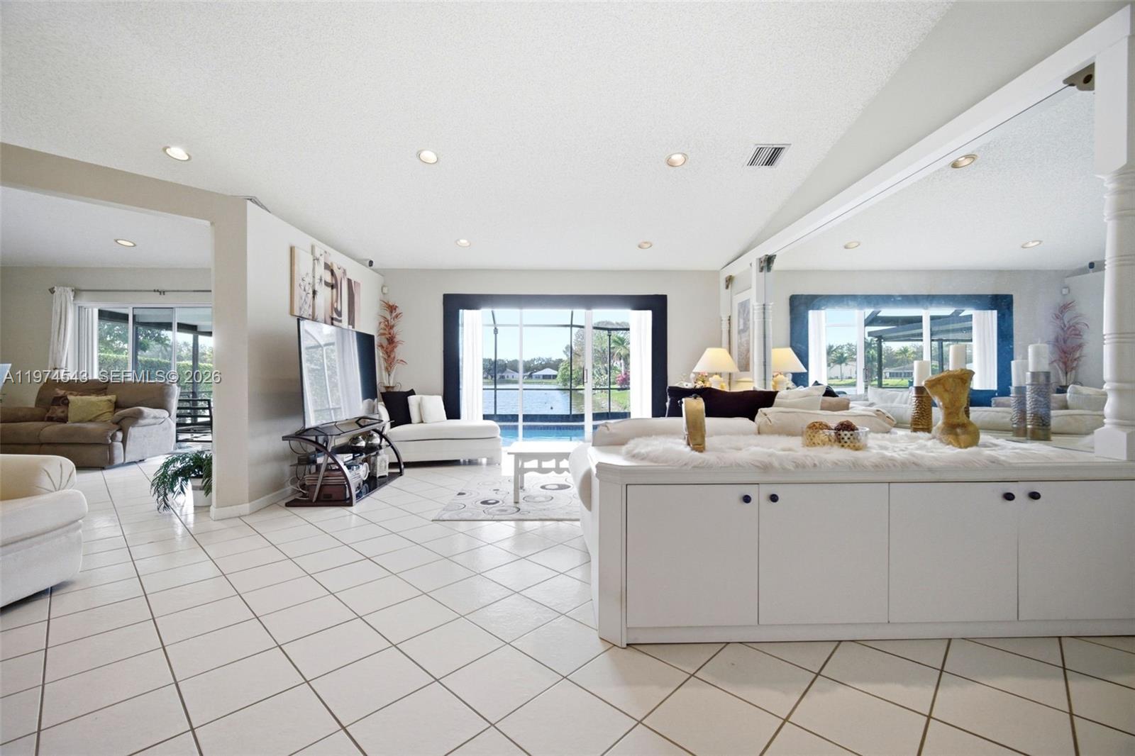 PROSPER POINTE - Residential