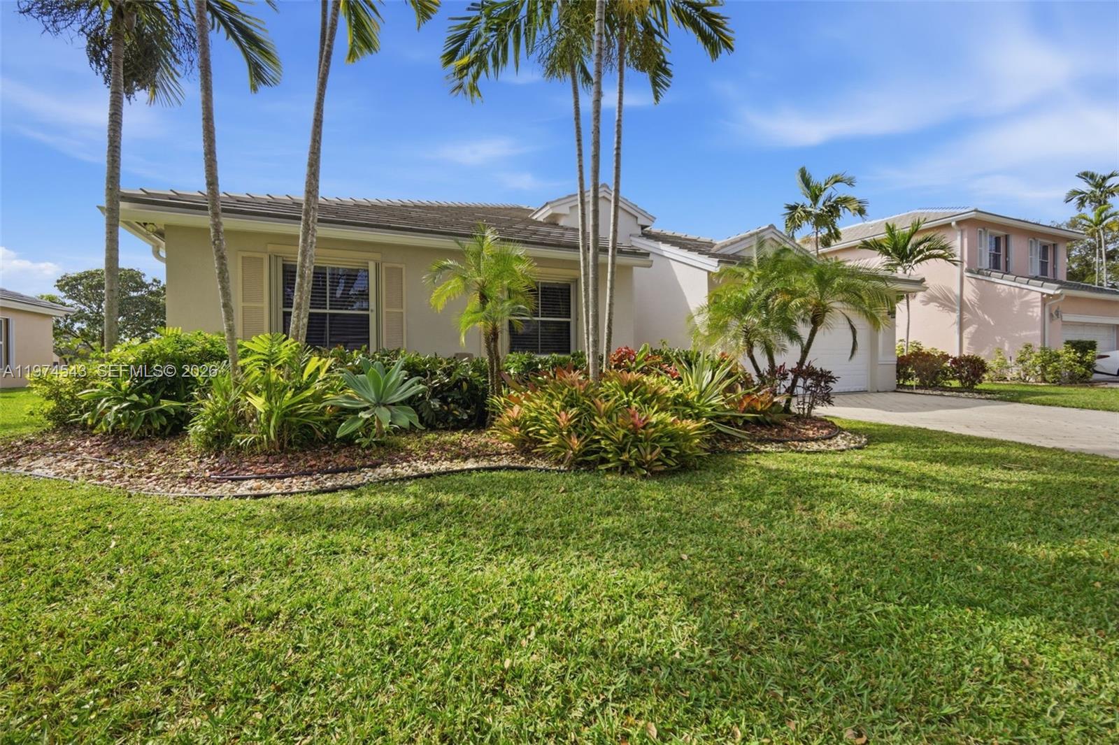 PROSPER POINTE - Residential