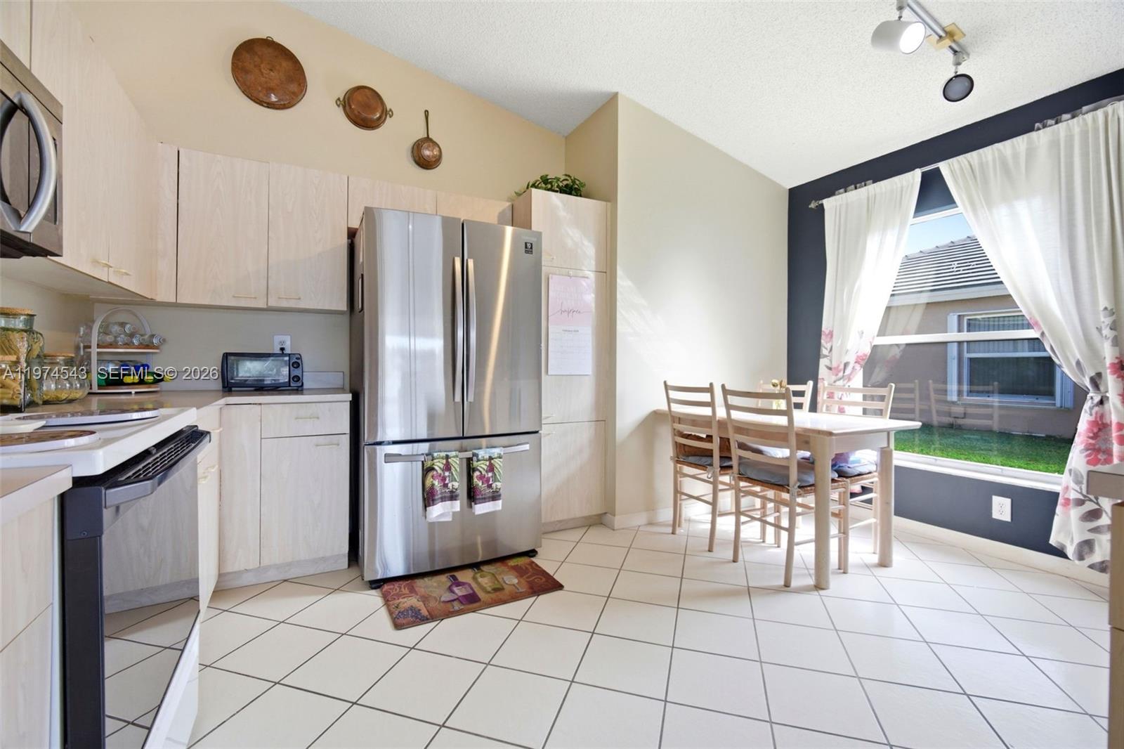 PROSPER POINTE - Residential