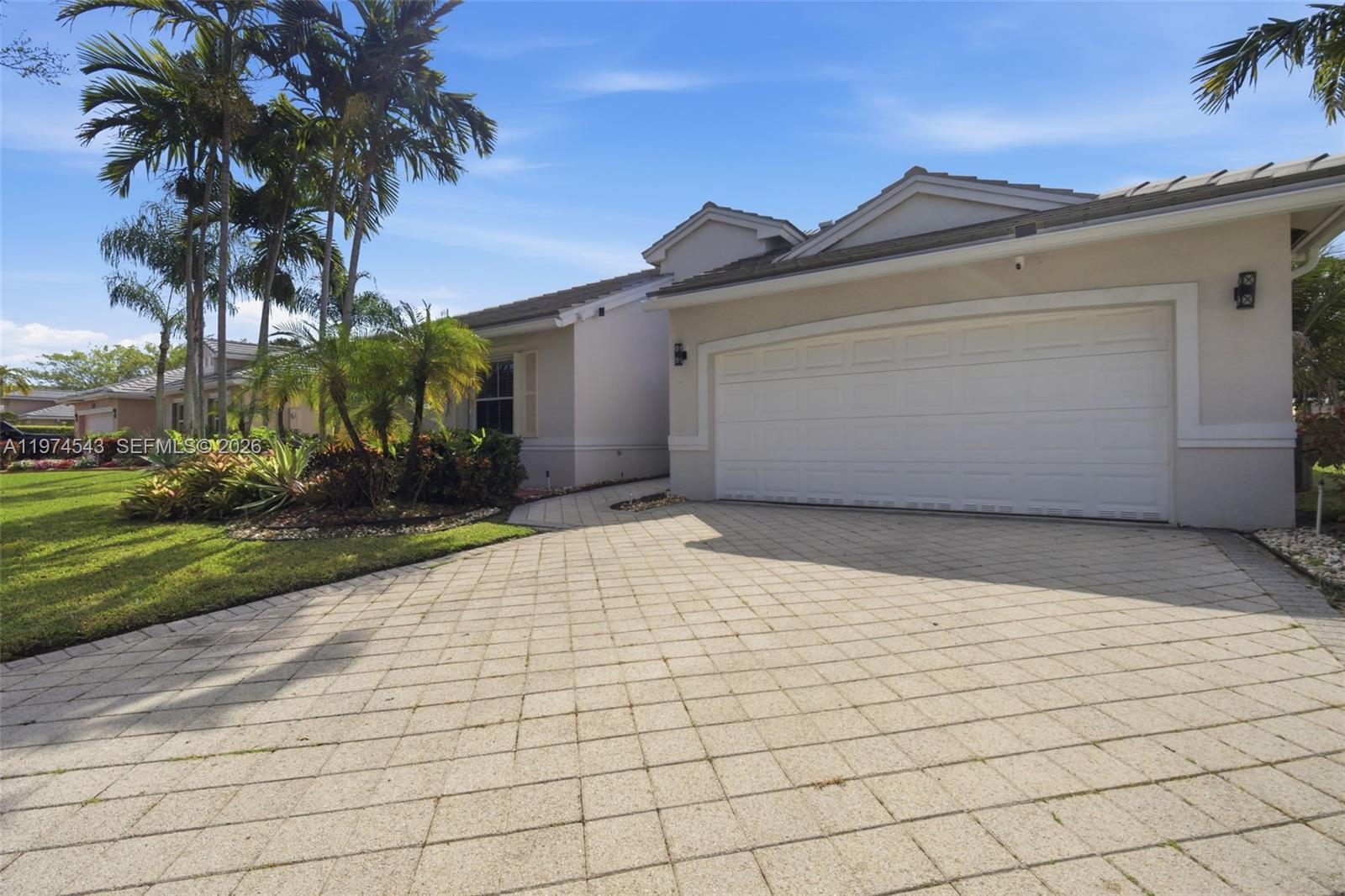 PROSPER POINTE - Residential