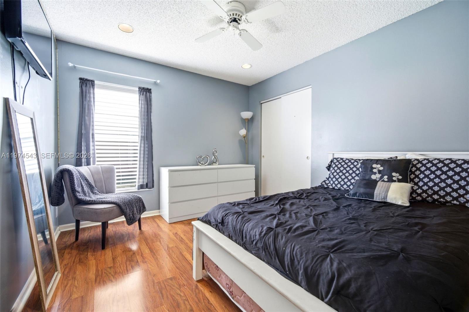 PROSPER POINTE - Residential