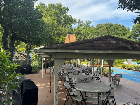 A home in Lauderdale Lakes