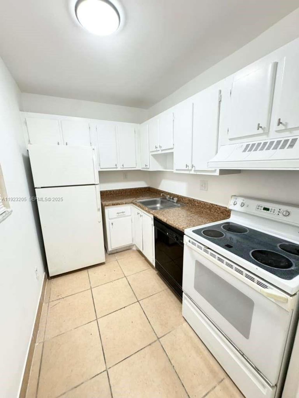 Photo of 961 NW 45th St #1, Deerfield Beach, FL 33064 (MLS # A11923205)