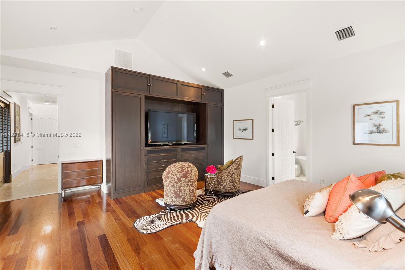 HAWLEY HEIGHTS - Residential