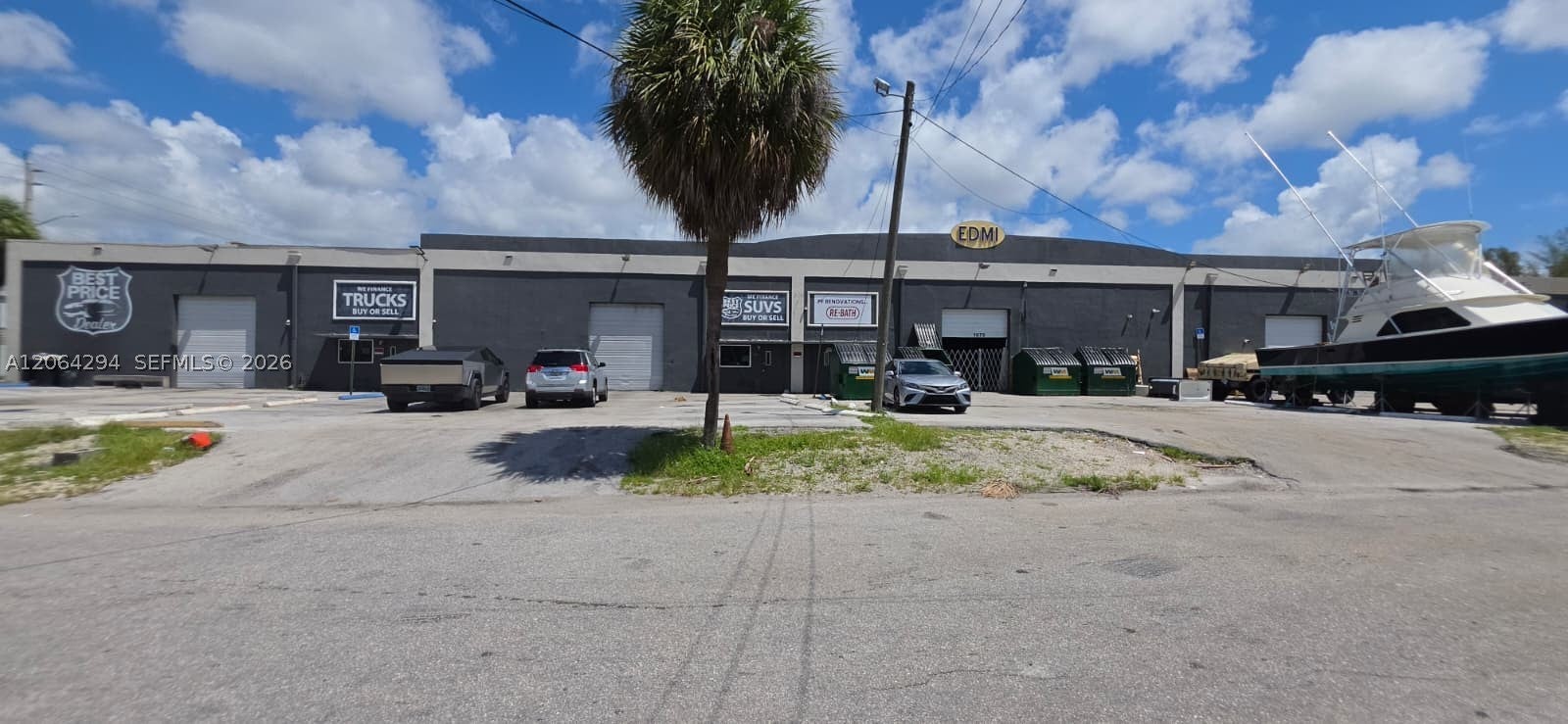 1063 NW 1st Ct