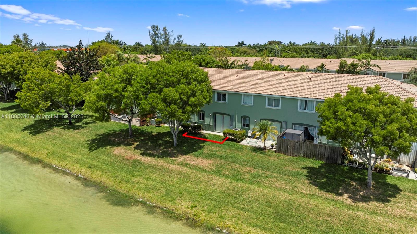 SHOMA TOWNHOMES AT KEYSCO - Residential