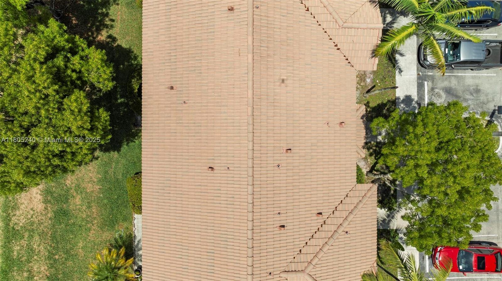 SHOMA TOWNHOMES AT KEYSCO - Residential