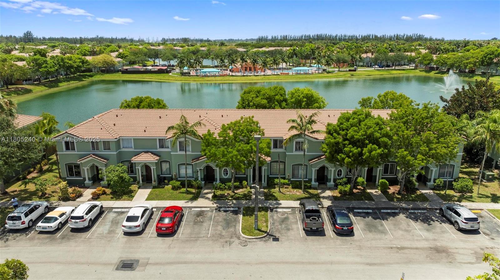 SHOMA TOWNHOMES AT KEYSCO - Residential