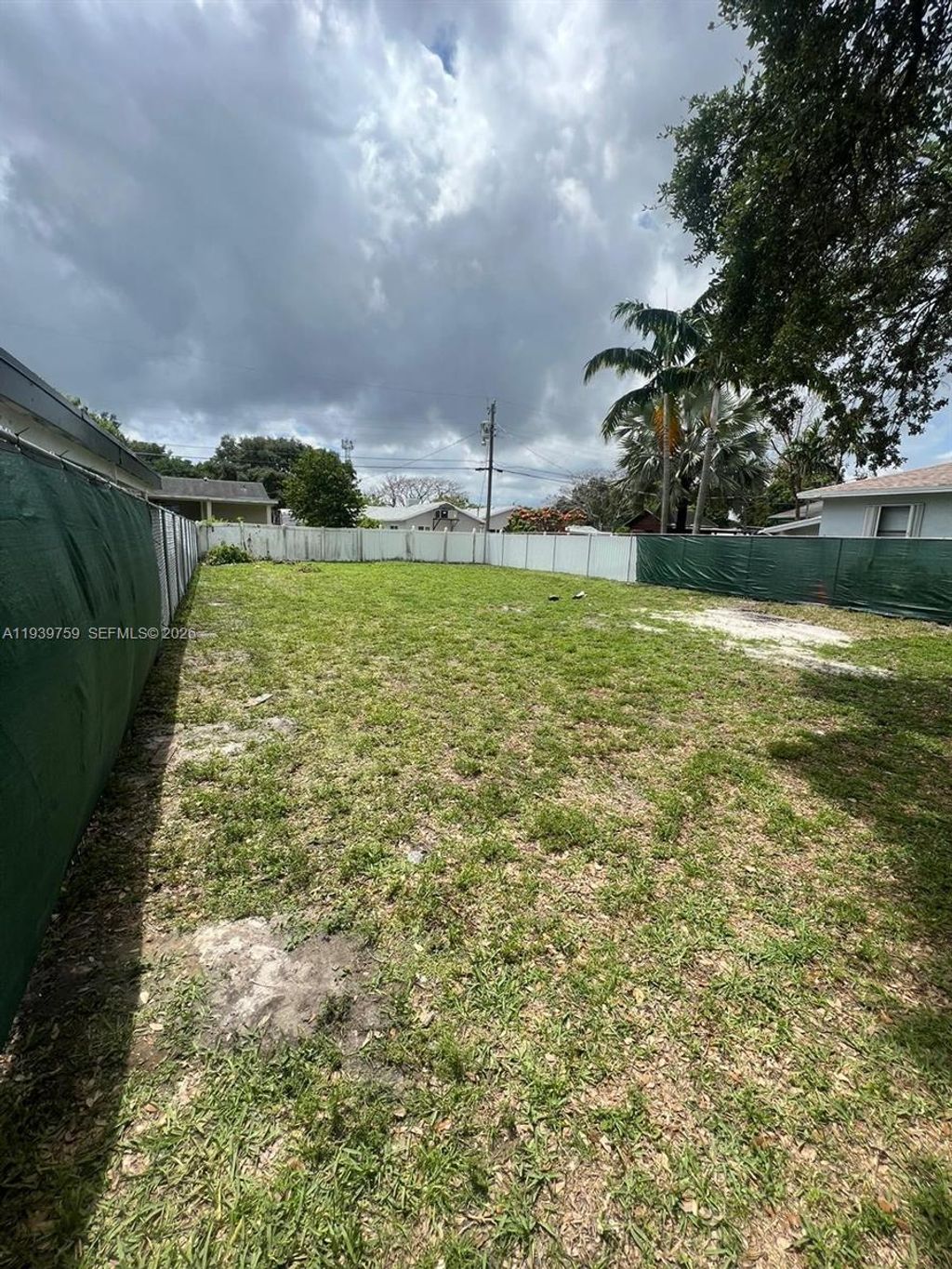 Photo of 6122 Garfield St, Hollywood, FL 33024 (MLS # A11939759)