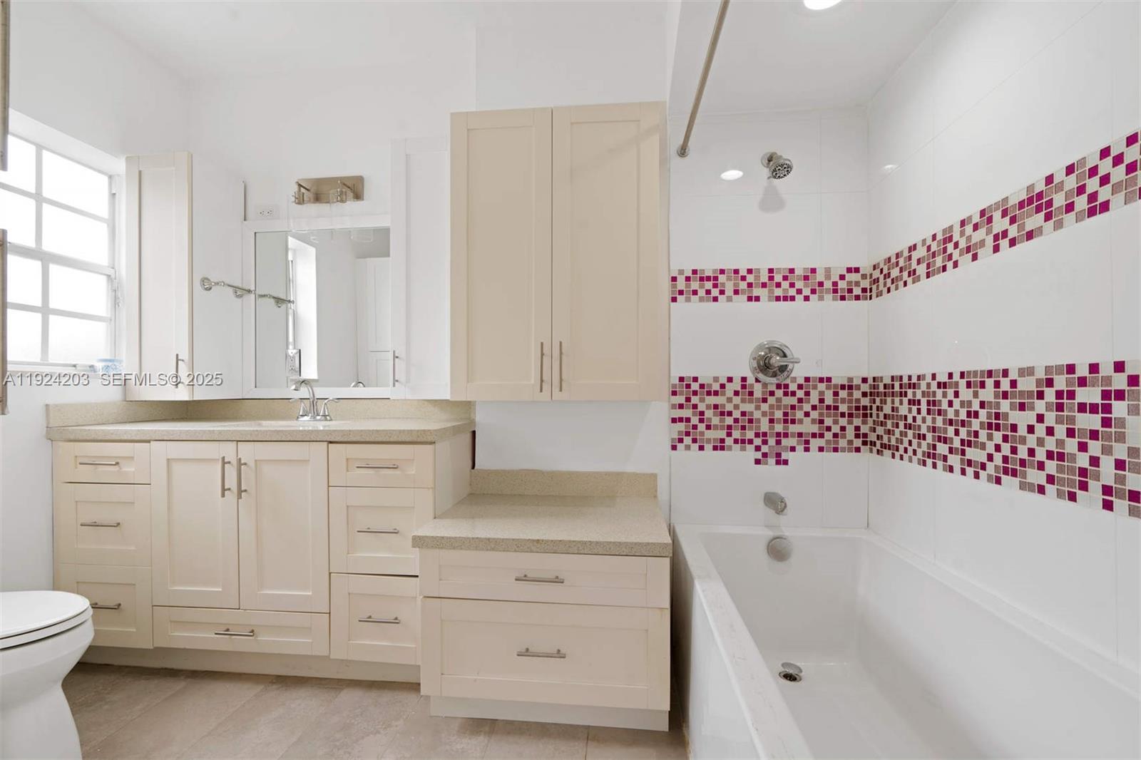 SECOND AMD PLAT OF NORMAN - Residential Lease