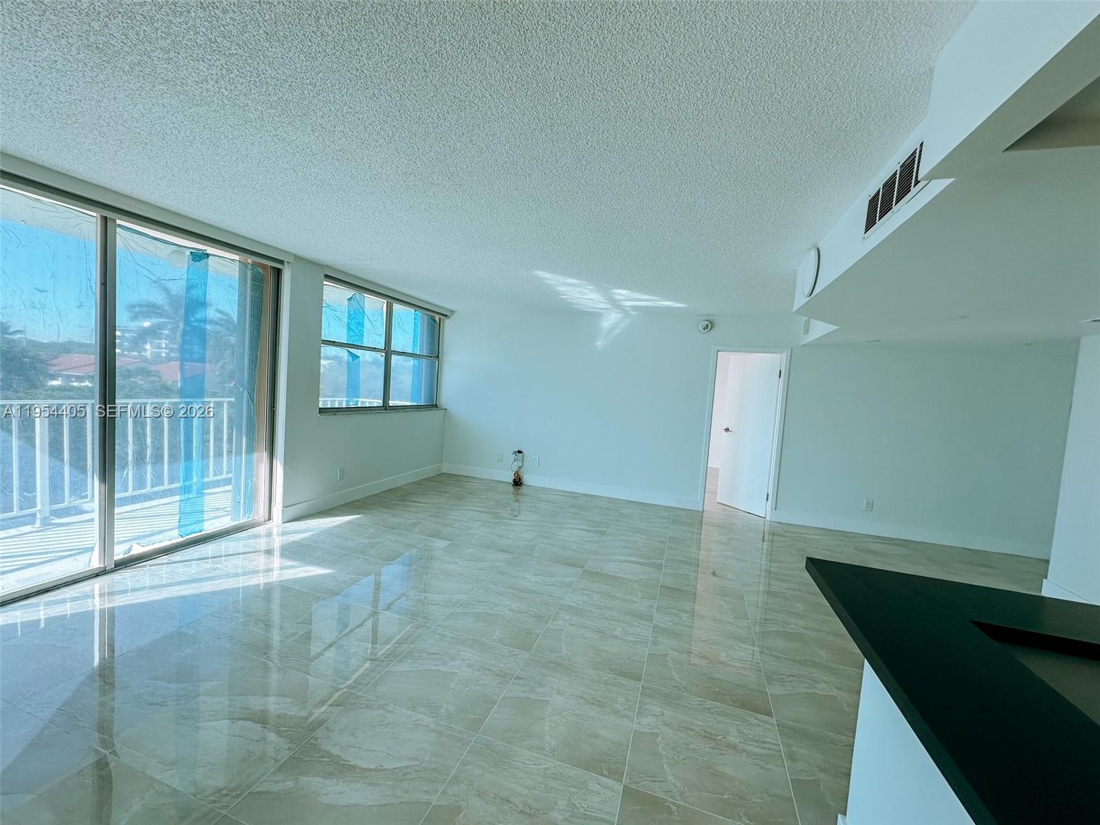 REEF NORTH CONDO - Residential