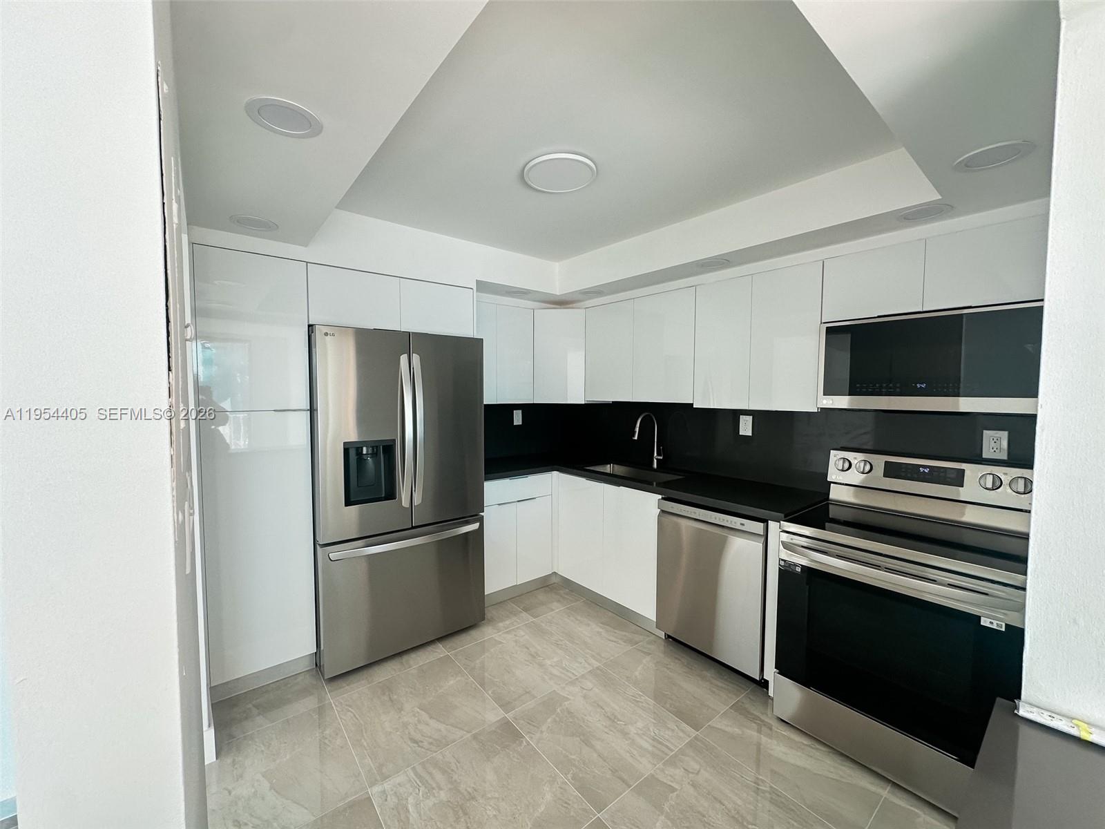 REEF NORTH CONDO - Residential