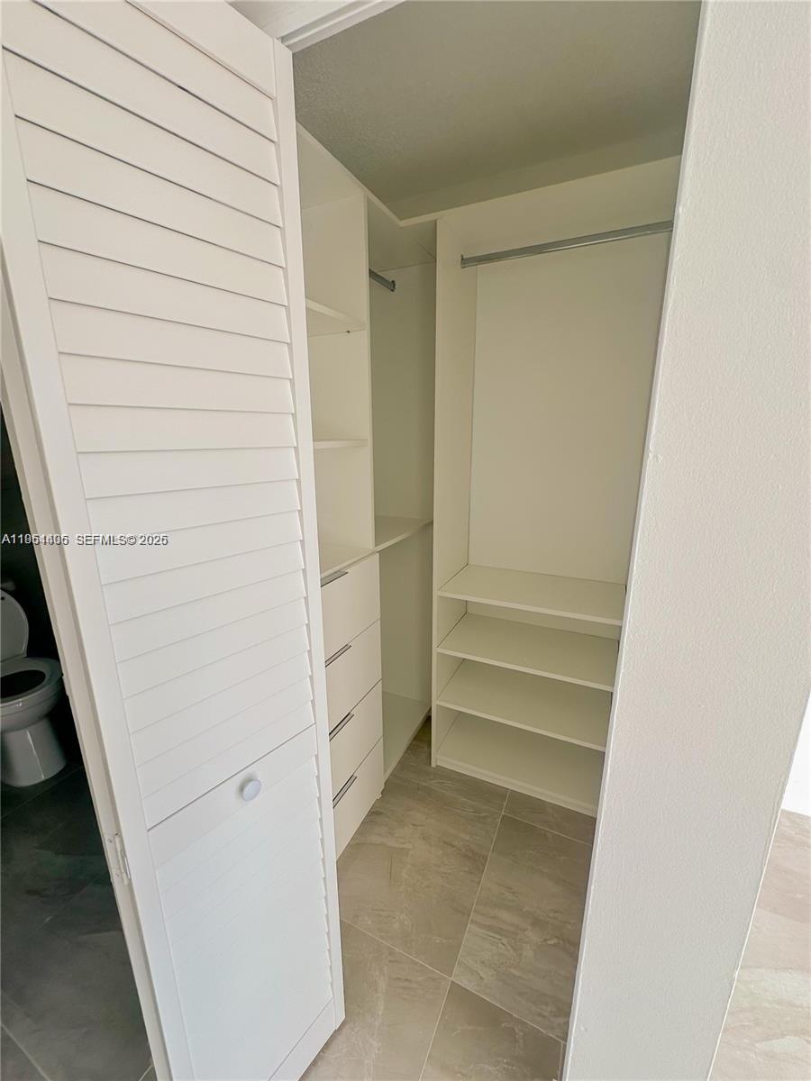 REEF NORTH CONDO - Residential