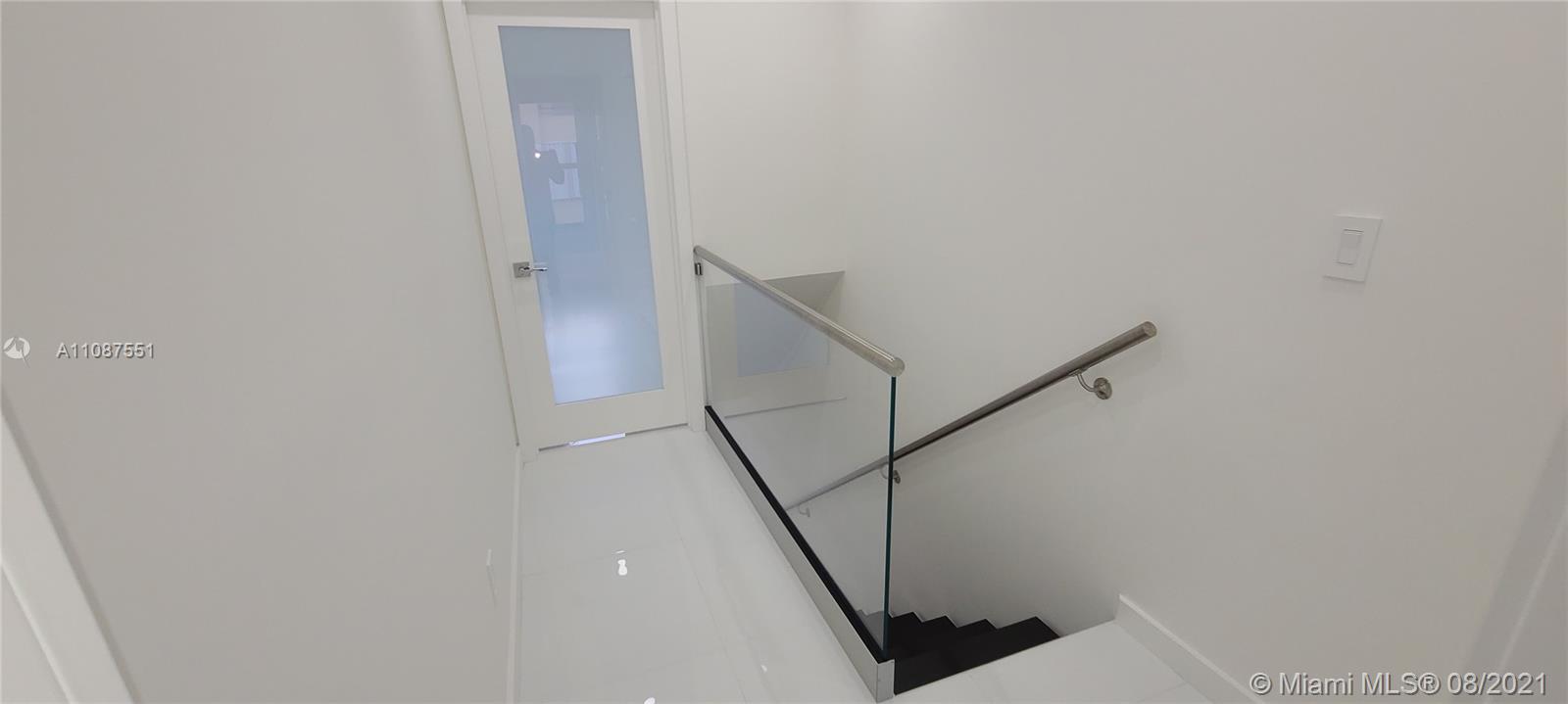 FOUNTAIN BLUE TOWNHOUSES - Residential