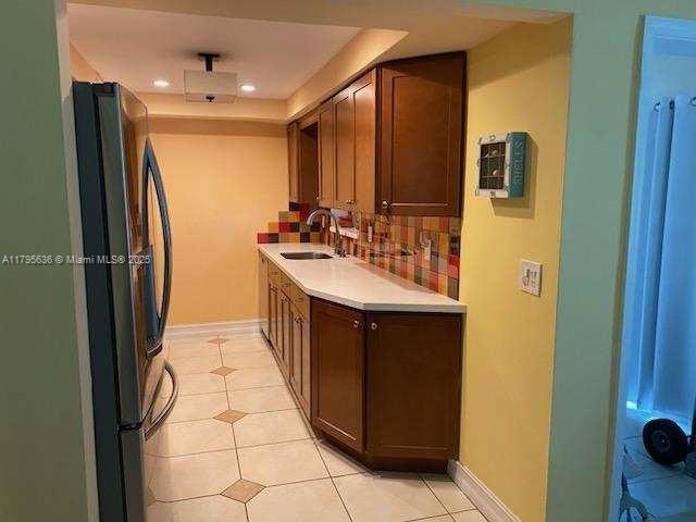 861 SE 22nd Ave 2
