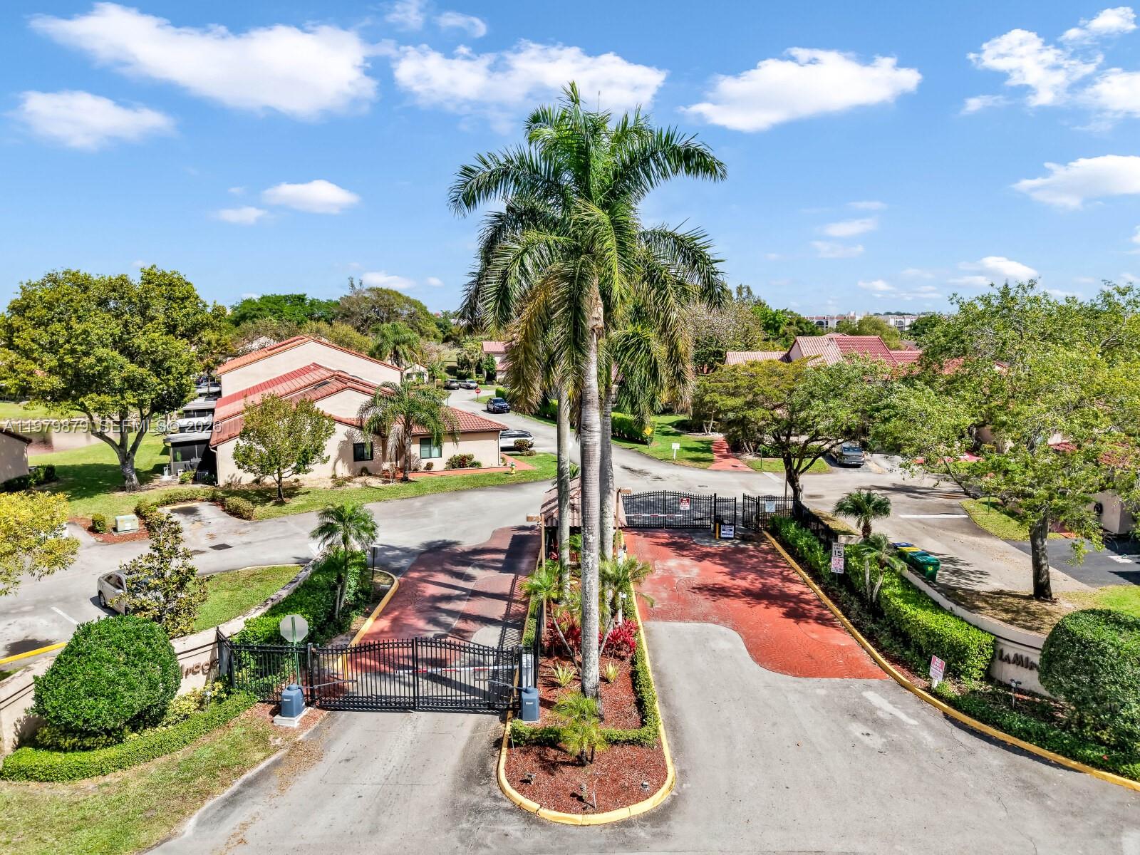 S & R OF INVERRARY - Residential