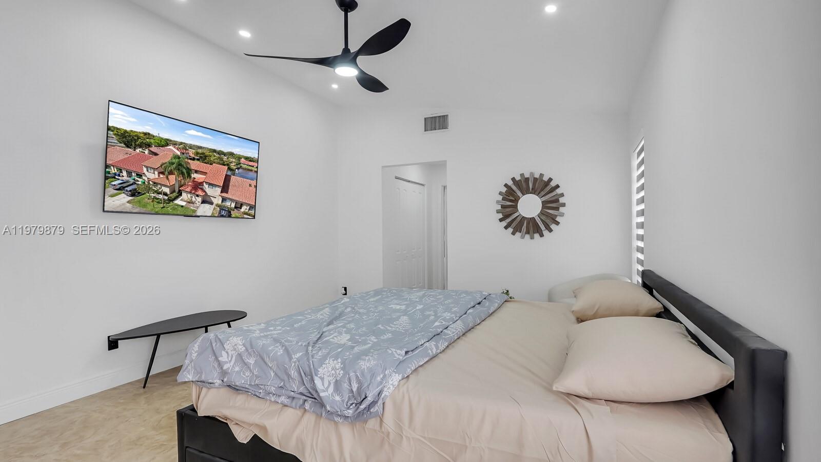 S & R OF INVERRARY - Residential